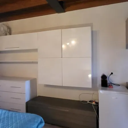 Apartment Monolocale La Quiete A Costermano